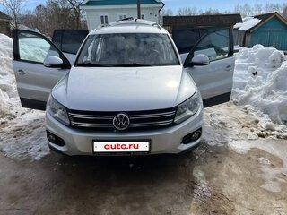 2012 Volkswagen Tiguan I Рестайлинг, серебристый, 1200000 рублей, вид 2