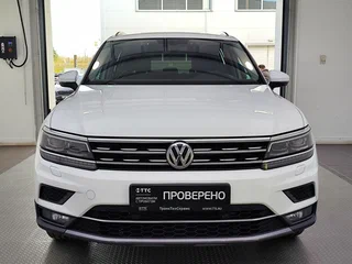 2017 Volkswagen Tiguan II, белый, 2419000 рублей, вид 2