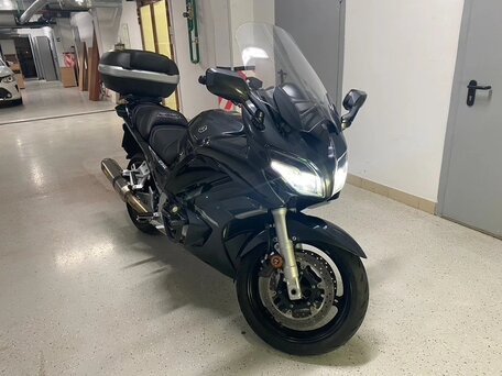 2018 Yamaha FJR1300, серый, 1249000 рублей, вид 1