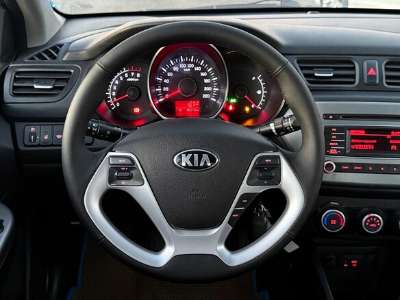 2016 Kia Rio III Рестайлинг, коричневый, 1089000 рублей - вид 12