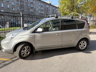 2012 Nissan Note I Рестайлинг, серебристый, 750000 рублей, вид 5
