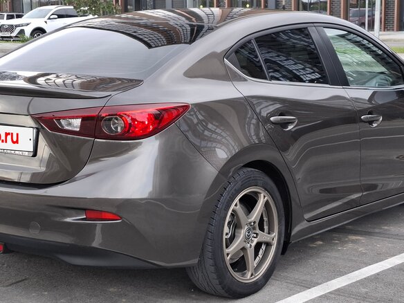 2014 Mazda 3 III (BM), серый, 1300000 рублей - вид 8