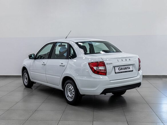 2026 Lada (ВАЗ) Granta I Рестайлинг, белый - вид 5