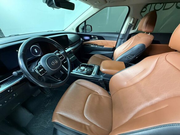 2021 Kia Carnival IV, чёрный, 3550000 рублей - вид 11
