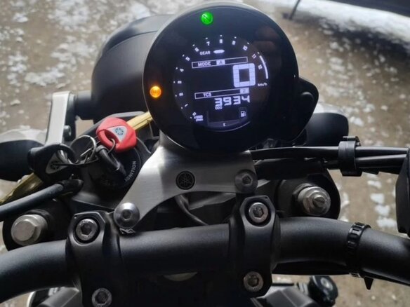 2021 Yamaha XSR900, серебристый, 969000 рублей - вид 12