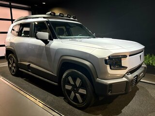 2025 Changan Deepal G318 I, серый, 6213380 рублей, вид 2
