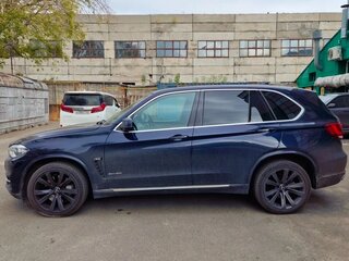 2014 BMW X5 50i III (F15), синий, 2195000 рублей, вид 5