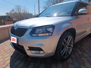 2014 Skoda Yeti I Рестайлинг, серебристый, 1250000 рублей, вид 2