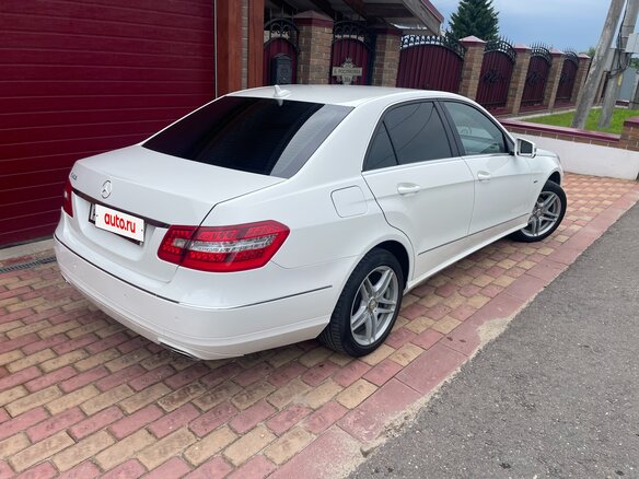 2012 Mercedes-Benz E-Класс 200 7G-Tronic IV (W212, S212, C207), белый - вид 4