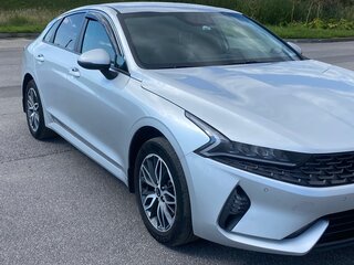 2021 Kia K5 III, серебристый, 1850000 рублей, вид 1