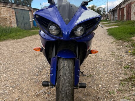 2009 Yamaha YZF-R1, синий, 1050000 рублей, вид 1