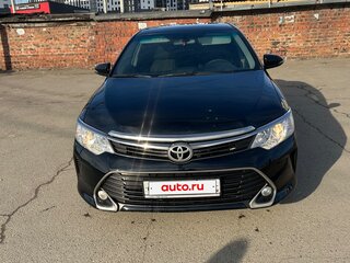 2016 Toyota Camry VII (XV50) Рестайлинг, чёрный, 1800000 рублей, вид 2