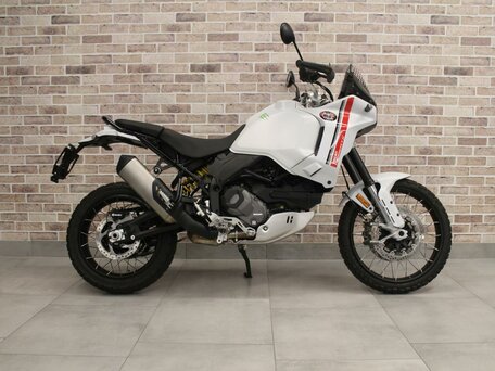2022 Ducati DesertX, белый, 1185000 рублей, вид 1