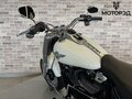 2018 Harley-Davidson Fat Boy, белый, 1985000 рублей - вид 11