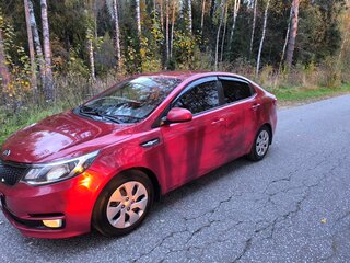 2017 Kia Rio III Рестайлинг, красный, 999990 рублей, вид 2