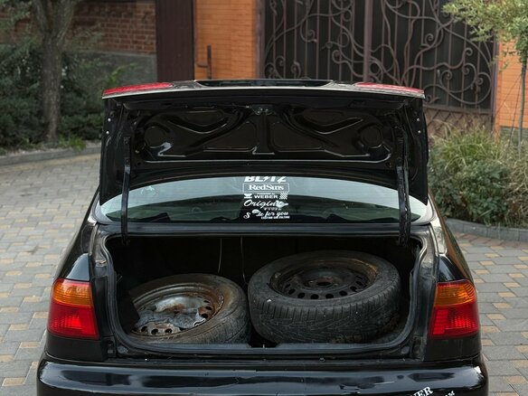 2000 Honda Civic Ferio II, чёрный - вид 14