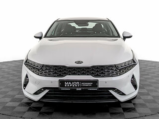 2021 Kia K5 III, белый, 2530000 рублей, вид 2