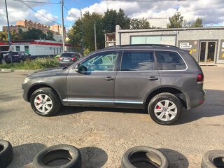 2008 Volkswagen Touareg I Рестайлинг, чёрный, 1200000 рублей, вид 5