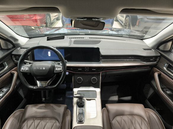 2022 Exeed VX I, зелёный, 2400000 рублей - вид 13