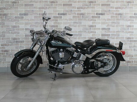 2008 Harley-Davidson Fat Boy, чёрный, 850000 рублей, вид 3
