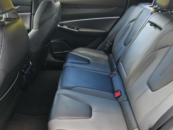 2024 Geely Cityray, белый - вид 17