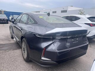2026 Lexus ES 350h VIII, серебристый, 9900000 рублей, вид 3
