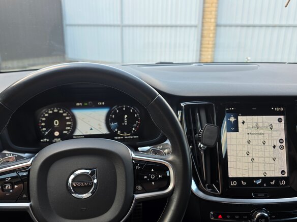 2019 Volvo S60 III, белый, 2600000 рублей - вид 10