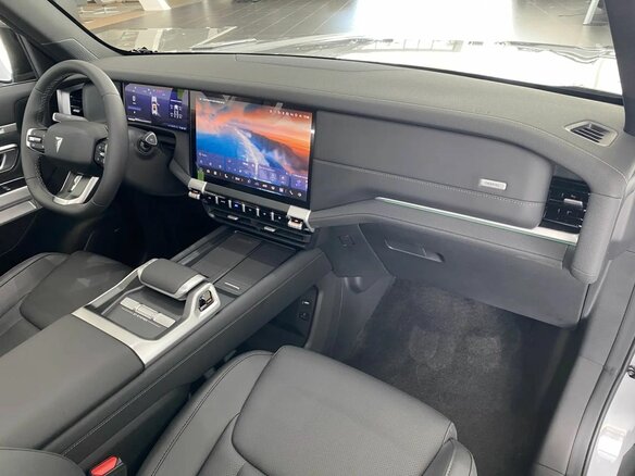 2025 Changan Deepal G318, серый, 6000000 рублей - вид 17