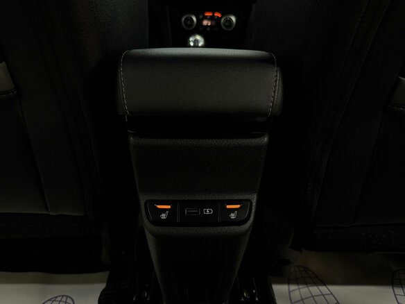 2020 Lada (ВАЗ) XRAY Cross I, чёрный, 1040000 рублей - вид 23