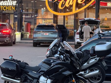 2022 Yamaha FJR1300, чёрный, 1750000 рублей, вид 3