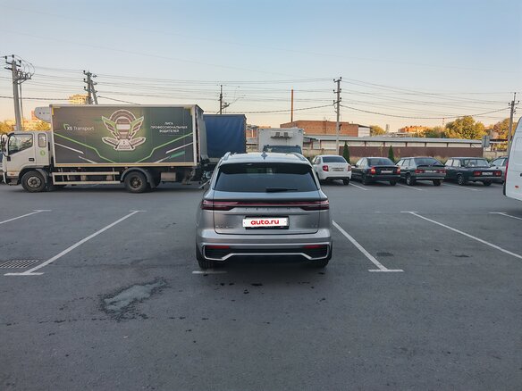 2024 Geely Monjaro I, серый, 3899999 рублей - вид 4