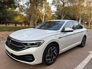 2022 Volkswagen Sagitar III Рестайлинг, белый, 1690000 рублей, вид 2