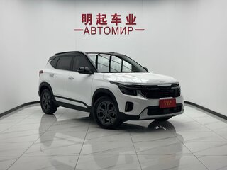 2023 Kia Seltos I Рестайлинг, белый, 1950000 рублей, вид 2