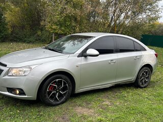 2011 Chevrolet Cruze I, серебристый, 350000 рублей, вид 4
