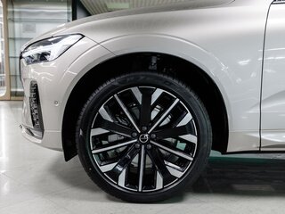 2026 Volvo XC60 II Рестайлинг 2, серый, 8790000 рублей, вид 5
