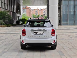 2020 Mini Countryman Cooper II, белый, 2010000 рублей, вид 5