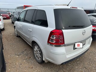 2012 Opel Zafira B Рестайлинг, белый, 494000 рублей, вид 3