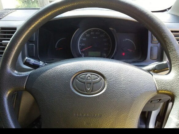 2006 Toyota HiAce, белый, 1800000 рублей - вид 4