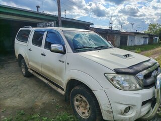 2010 Toyota Hilux VII, белый, 1700000 рублей, вид 1