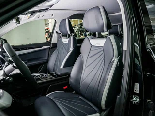 2026 Geely Atlas II, чёрный, 3970990 рублей, вид 4