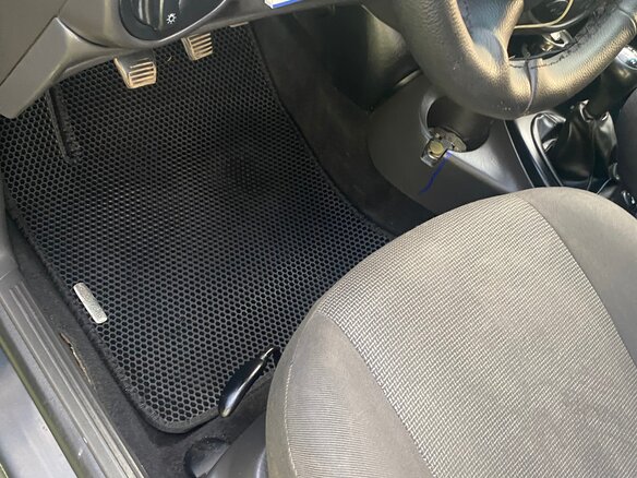 2004 Ford Focus I Рестайлинг, чёрный, 150000 рублей - вид 26