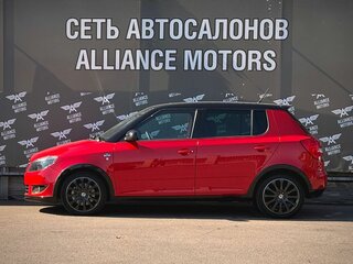 2012 Skoda Fabia II Рестайлинг, красный, 935000 рублей, вид 4