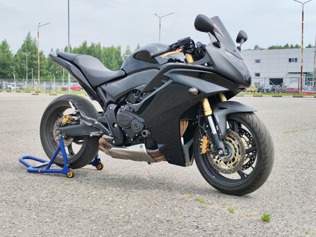 2011 Honda CBR 600F, чёрный, 500000 рублей, вид 3