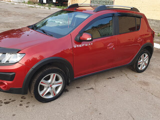 2015 Renault Sandero Stepway II, красный, 750000 рублей, вид 1