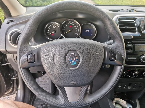 2016 Renault Logan II, чёрный, 840000 рублей - вид 9