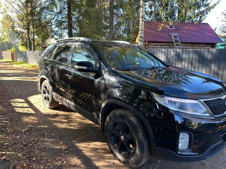 2014 Kia Sorento II Рестайлинг, чёрный, 1700000 рублей, вид 4