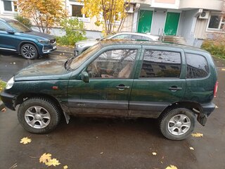 2004 Chevrolet Niva I, зелёный, 210000 рублей, вид 3