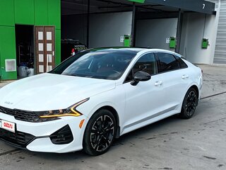 2021 Kia K5 III, белый, 2750000 рублей, вид 1