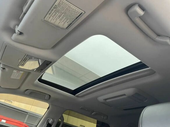 2010 Lexus LX 570 III, чёрный, 3200000 рублей - вид 10