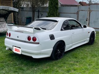 1993 Nissan Skyline IX (R33), белый, 1550000 рублей, вид 3